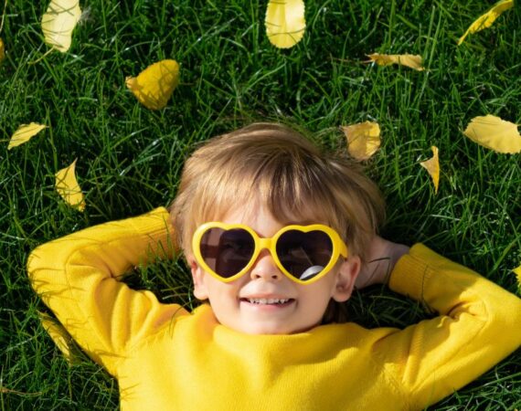 Préparez vos Enfants Hypersensibles pour le Printemps : Astuces Pratiques et Apaisantes"